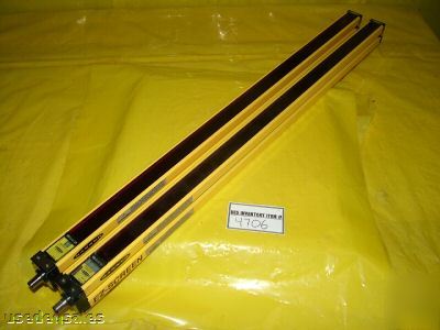 Banner ez-screen 750MM light curtain pair SLSE14-750Q8