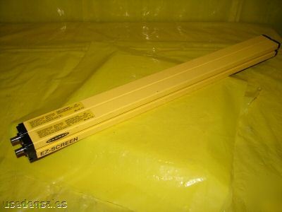 Banner ez-screen 750MM light curtain pair SLSE14-750Q8