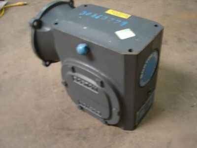 Boston gear 700 series F726-30-B5-g refurbished box