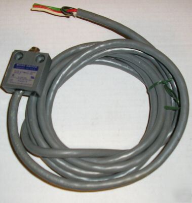 Micro switch 914CE1-9 enclosed button limit switch