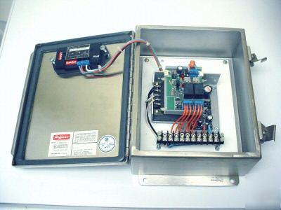 Lumenite digital meter\relay board\stainless enclosure