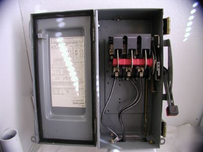 Square d rainproof safety switch 30 amp HU361AWC 600 v