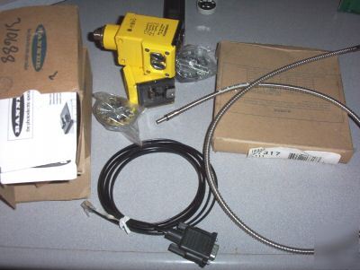 Lot-4 banner photo sensors flex cord connector cord