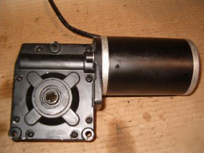 New 12 volt gearmotor permanent magnet .24 hp