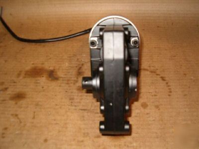 New 12 volt gearmotor permanent magnet .24 hp