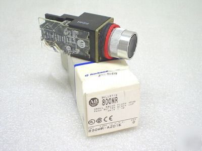 Allen bradley 800MR-A2D1 flush head pushbutton 