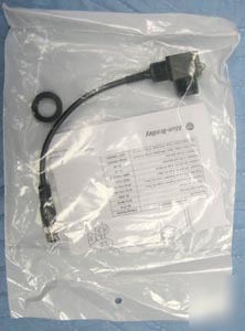 New allen-bradley 42EF-P2MNB-F4 polarized photo sensor 