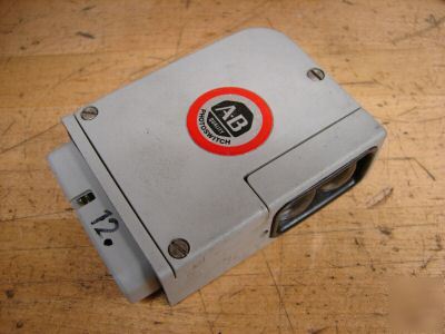 Photoswitch 42LRC-5200 photohead polarized 120-240VAC