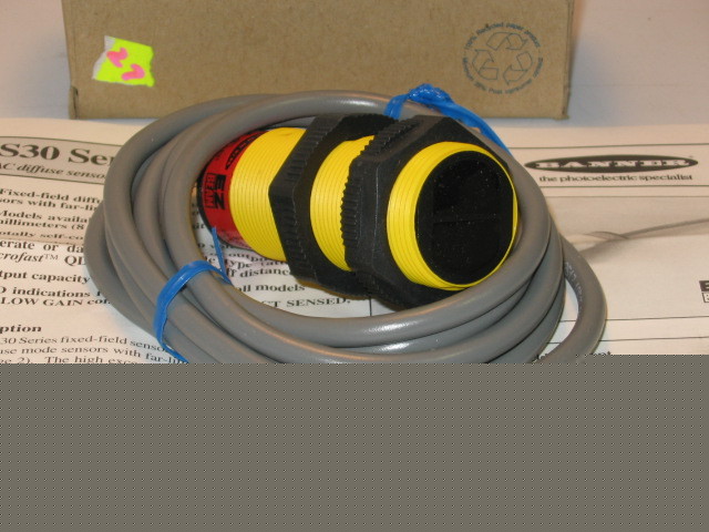 New banner ez-beam S30 series fixed field S30AW3FF200