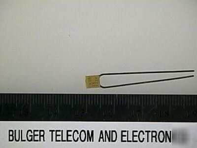 2200PF 100 volt radial capacitor