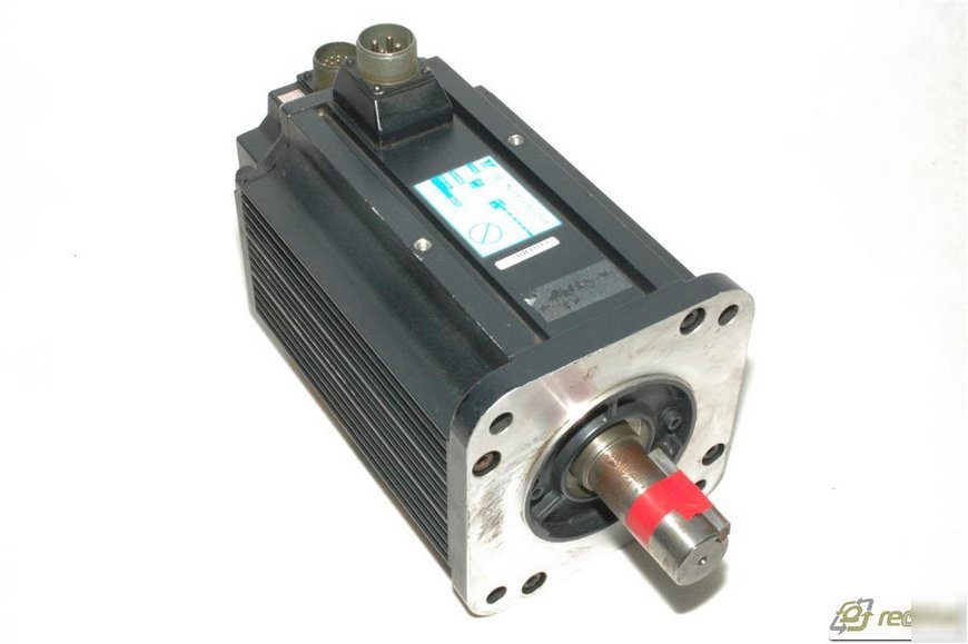 Yaskawa usaged-30A22K ac servo motor 2.9 kw 1500 rpm