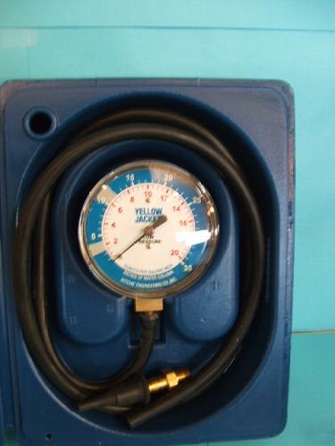 Yellow jacket gas pressure test kit 78060 w/ case