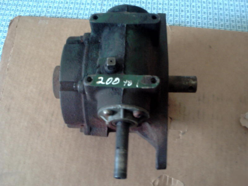 200 to 1 merkle korff gear co. (reducer)