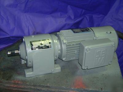 3/4 hp 3 phase ac gear motor w/brake 58 rpm