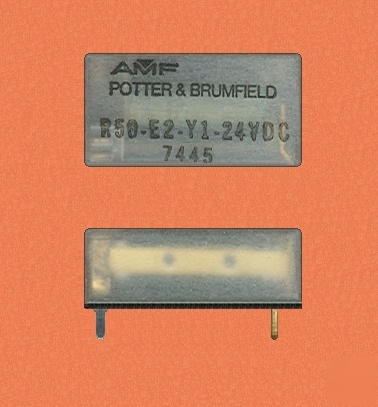 Lot (4) p&b R50-E2-Y1-24VDC flatpack pc mount relays
