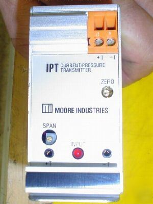 Lot of 7 moore ipt current pressure transmitters ipt/4