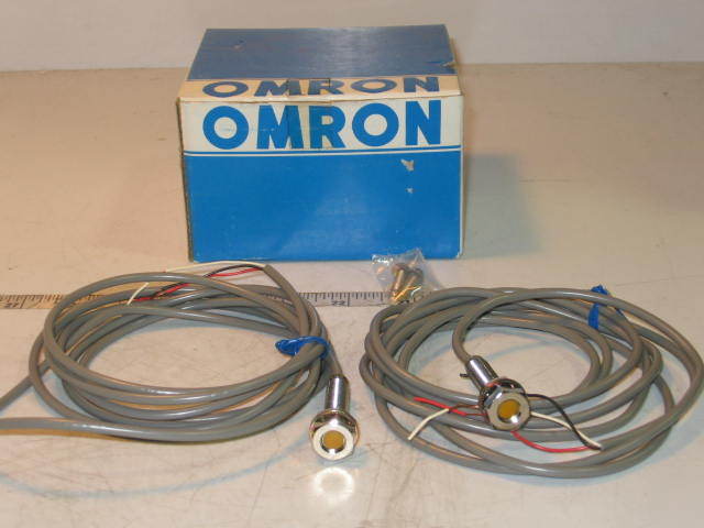New pair of omron proximity sensor tl-X1E1-1
