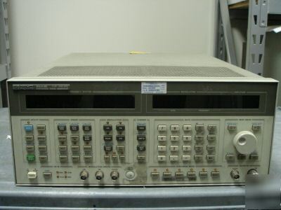 Agilent / hp 8644B high-performance signal generator