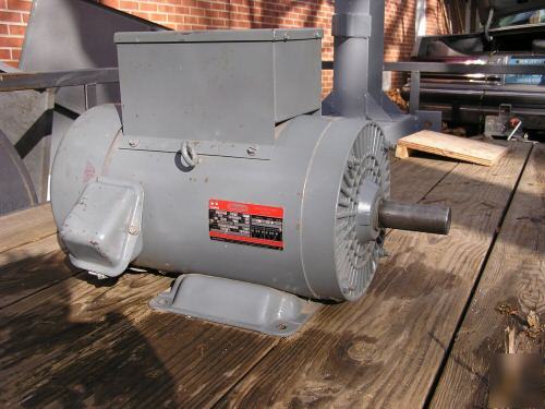 Dayton 7.5 hp / 1 ph / 1740 rpm tefc electric motor