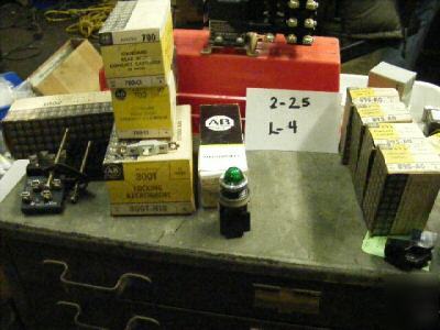 9 pcs allen bradley mixed lot 800MR/800T/700-C1/895A0