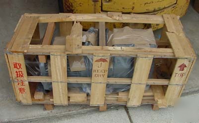New mitsubishi servo motor in crate ha-LH15K2