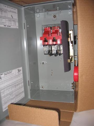 C-h DH362URK 60A/3P/600V NEMA3R nonfused safety switch