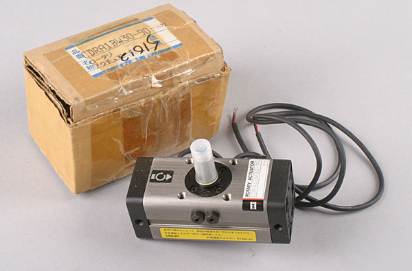 New smc rotary actuator CDRA1BW30-90 py