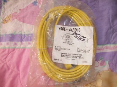 Omron 4PIN right angle connector, nip 