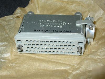 Style designator - 1A internal thread w/chain or rope