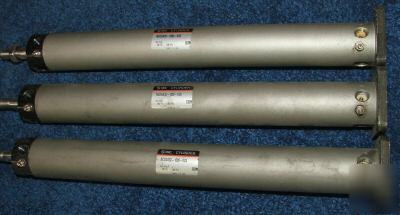 New lot of 3 smc cylinders NCGGA32-1000-XC6 145 psi