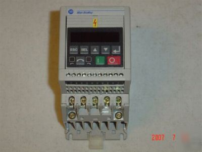 Allen bradley 160-AA02NPS1P1 vari drive warranty .5 hp