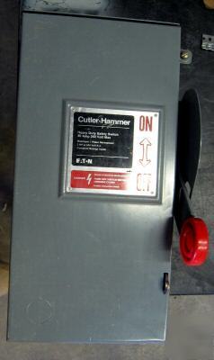 New cutler- hammer disconnect 30 amp 240 vac DH221NRK 