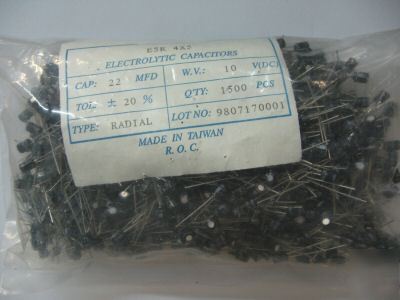1000PCS miniature electrolytic cap 22MF , 10V, +/- 20%