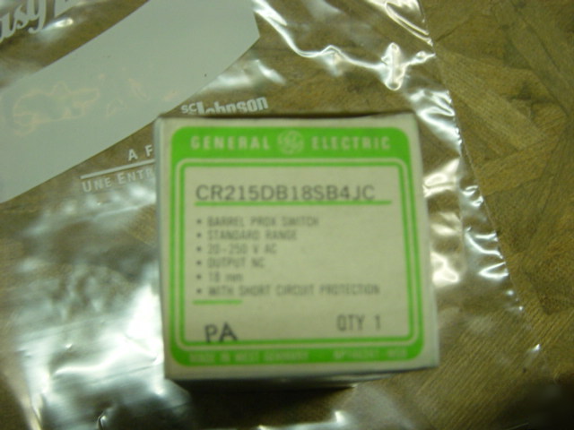 Ge CR215DB18SB4JC barrel prox switch. 18MM