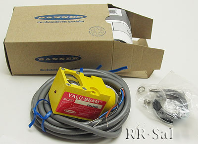 New in box banner SMA912D sensor w 30 cable ac scanner