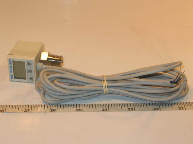 New smc pneumatic digital pressure switch ISE5B-T2-67L