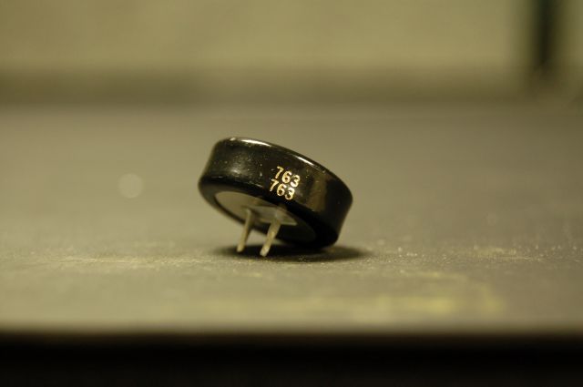 Digi-key 1.0F 5.5VDC radial lead capacitor