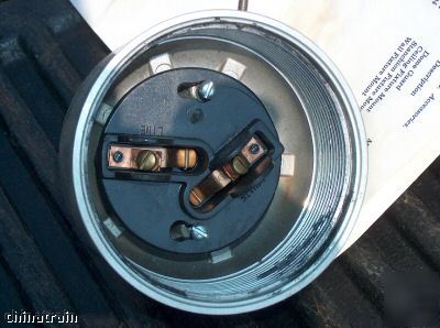 Federal signal corp. xp explosion proof rotating beacon