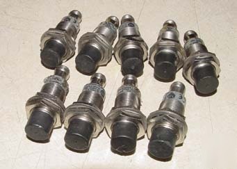 9PC allen bradley proximity sensor 872C-DH8NP18-D4