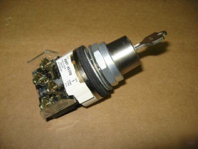 Allen bradley 800T-H3309 two pos. keyed selector switch