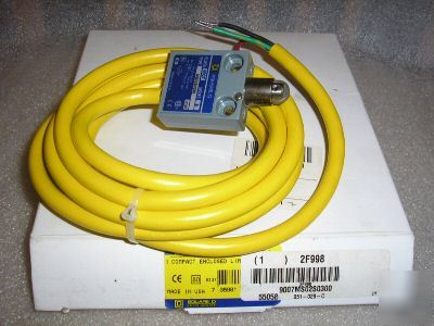 Square d 9007MS02S0300 compact enclosed limit switch