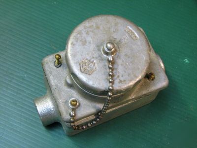 Crouse hinds plug explosion proof box 250 volt 72EC