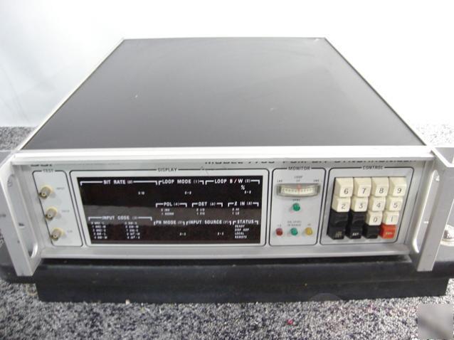 Decom systems inc. 7700-11000 pcm bit syncronizer