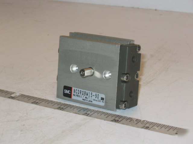 Smc rotary actuator, double shaft NCDRQBW15-90