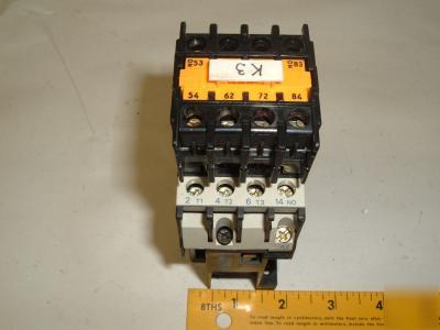Telemecanique contactor LP1-D1210BW LA1-D22
