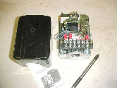 New reset timoflex timer 0-5.5 minutes 120 vac