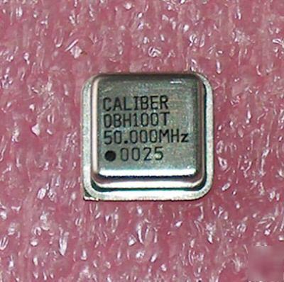 Caliber oscillator 50.000 mhz crystal module
