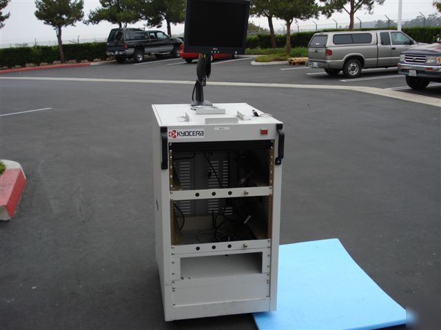 Rolling test equipment rack - 3 feet