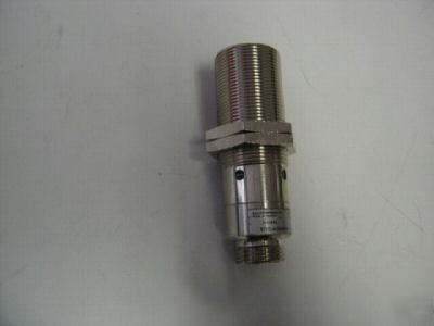 Allen bradley 872C-A10N30-N3 proximity switch