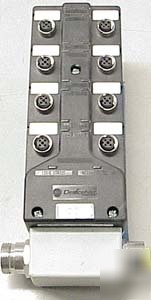 Allen-bradley 1792D-16BVT0D devicenet i/o block 8 port